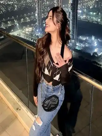 Student Call Girl in lucknow